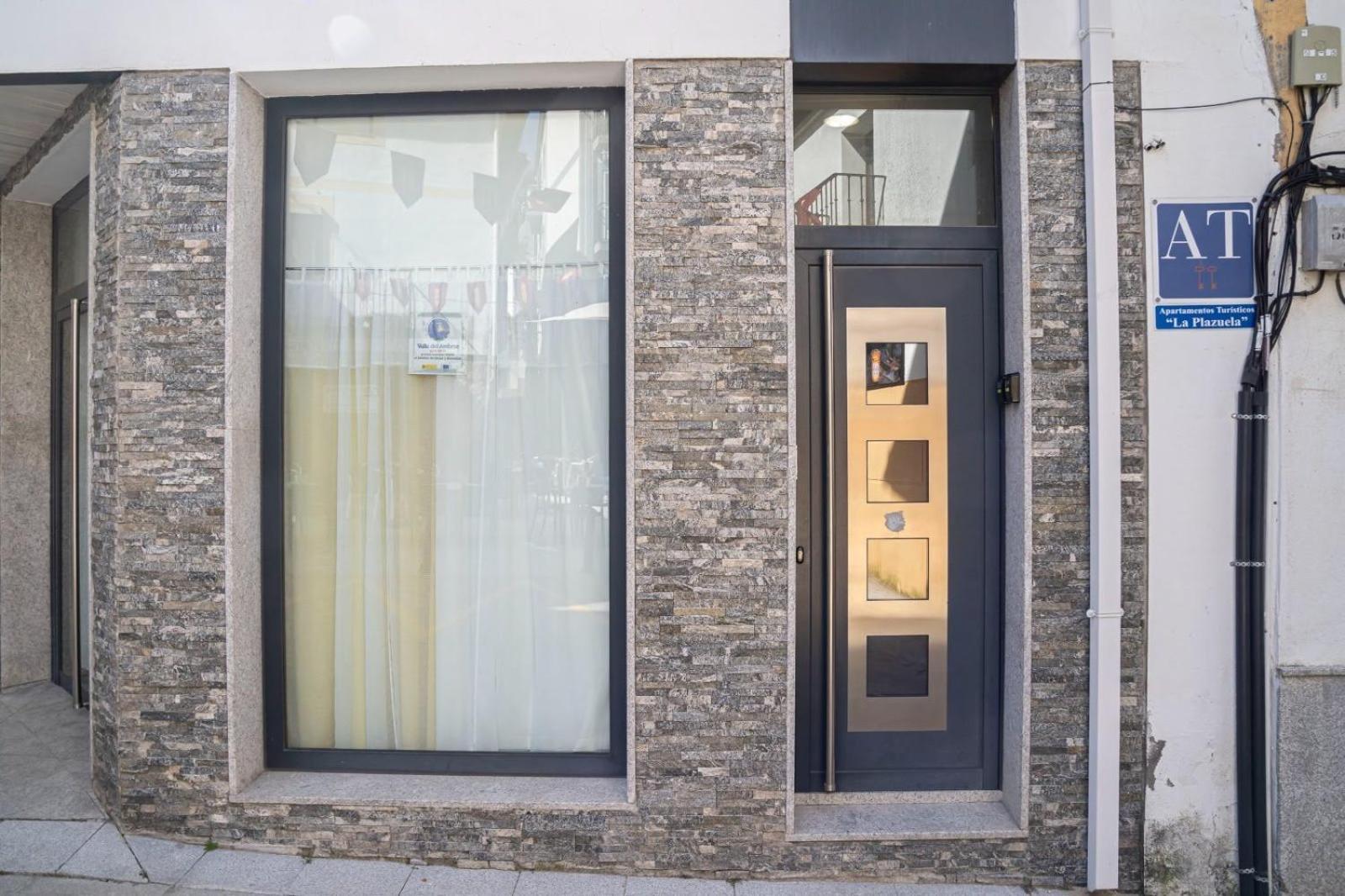 Apartamentos La Plazuela Banos De Montemayor Εξωτερικό φωτογραφία