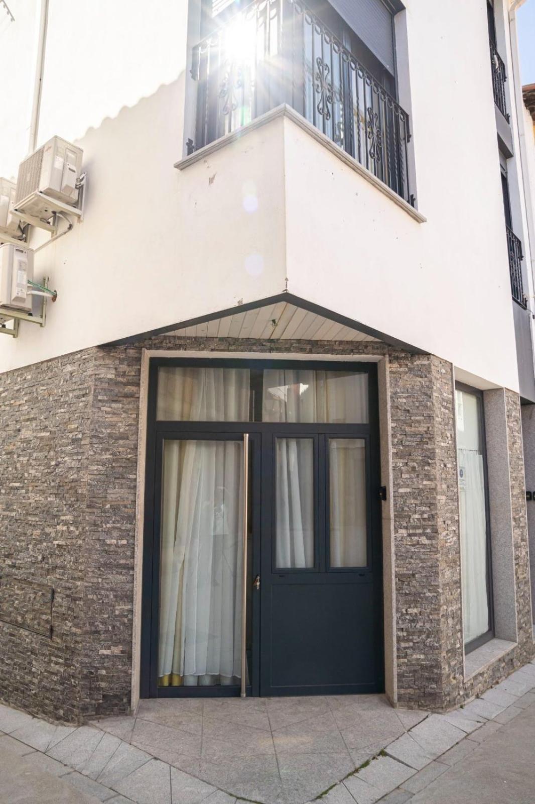Apartamentos La Plazuela Banos De Montemayor Εξωτερικό φωτογραφία